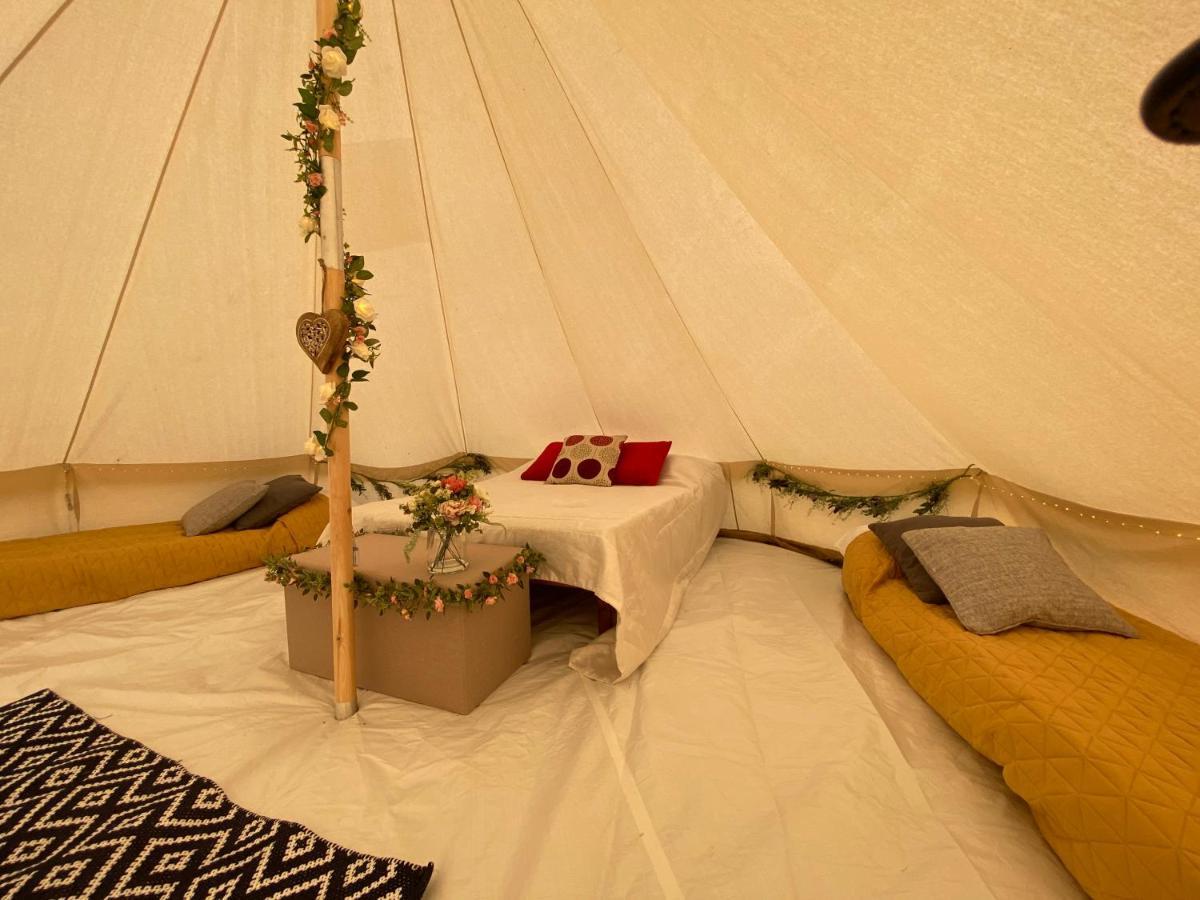 Honey Pod Farm Bell Tents Upton upon Severn Ngoại thất bức ảnh